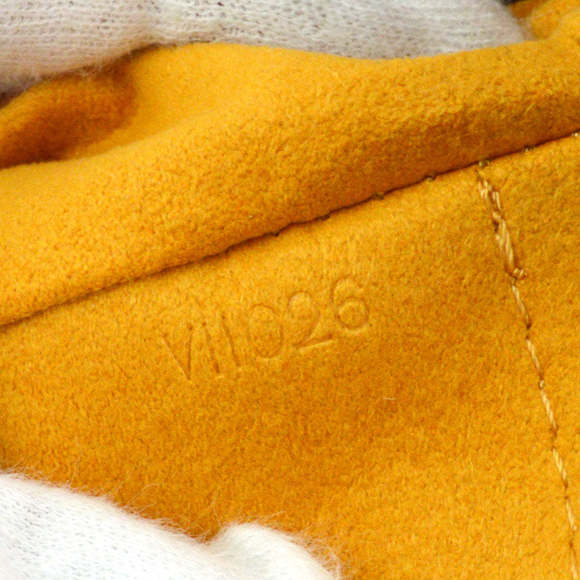 LOUIS VUITTON 2006 Blue Monogram Denim Pleaty Handbag M95020 162456 - Picture 10 of 10